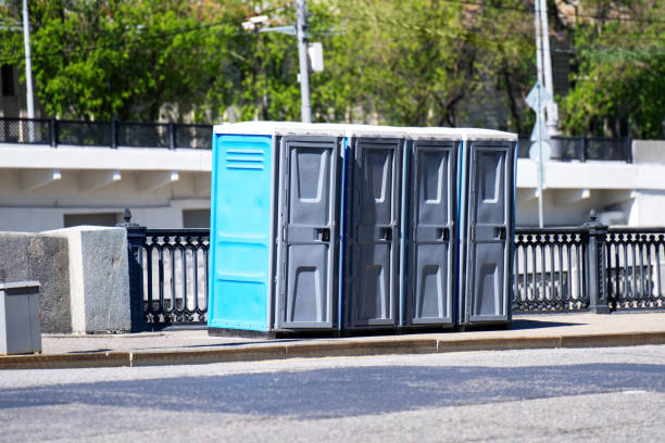 Best Luxury portable toilet rental  in Mannington, WV